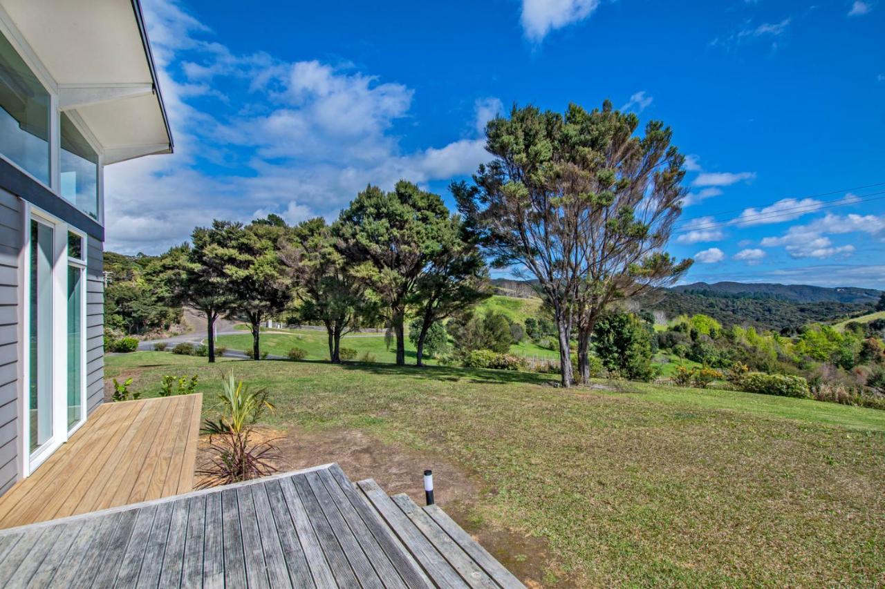 Paroa Bay Chalets - Te Whare Kereru Russell Eksteriør billede